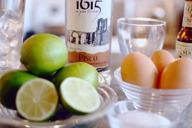 Mixologist Miguel Arbe of Ceviche London shows you how to make a great pisco sour.