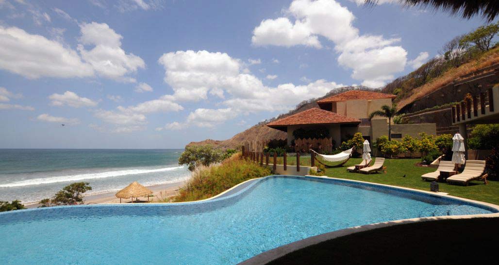 Mukul Resort Don Carlos Suite Pool